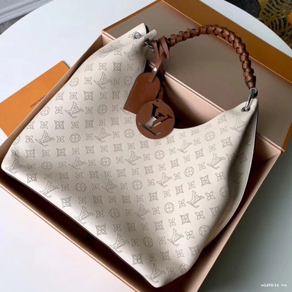 WIS CARMEL VUITTON LOUIS 0304